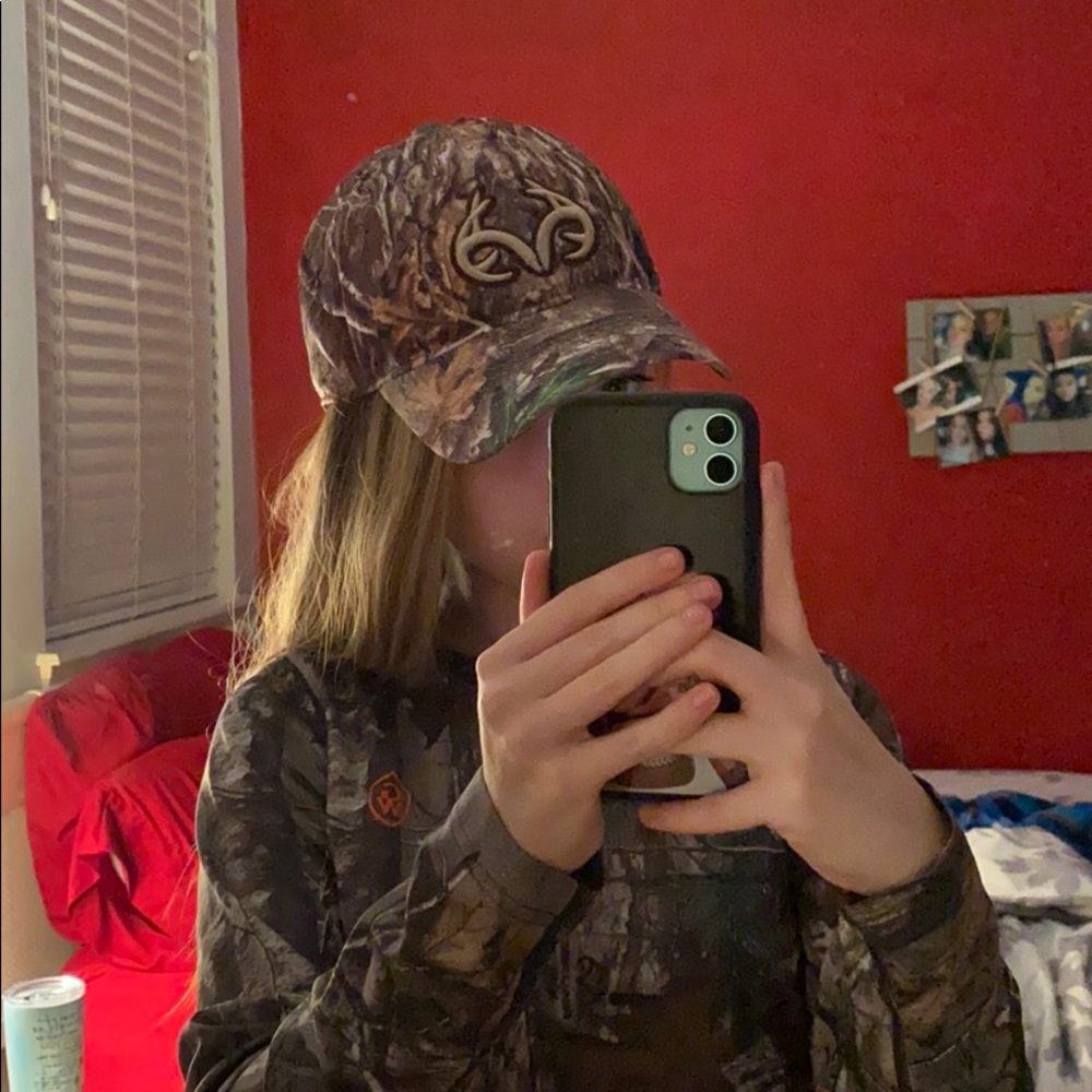 Realtree trucker hat